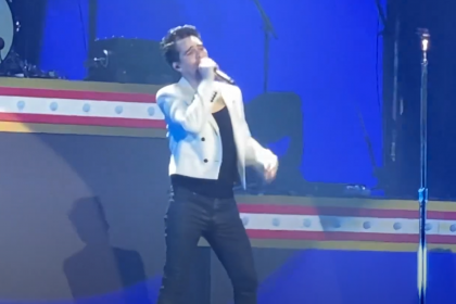 panic at the disco house of memories live